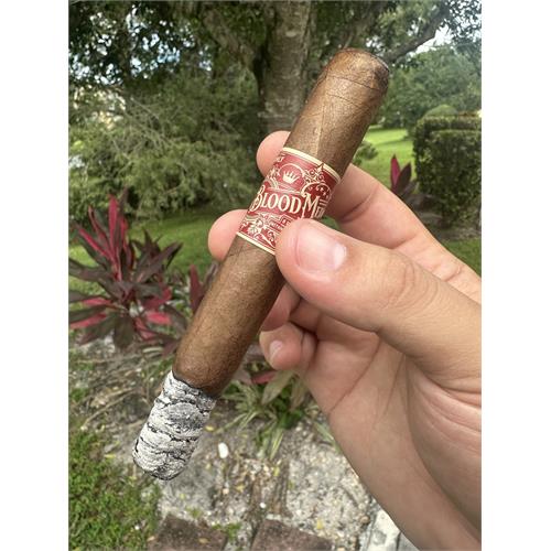 Crowned Heads BLOOD MEDICINE B+ cigar